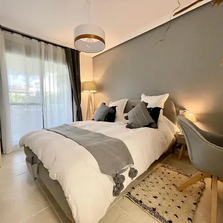 Apartment Luxury Apartment Sunset Golf Estepona *
